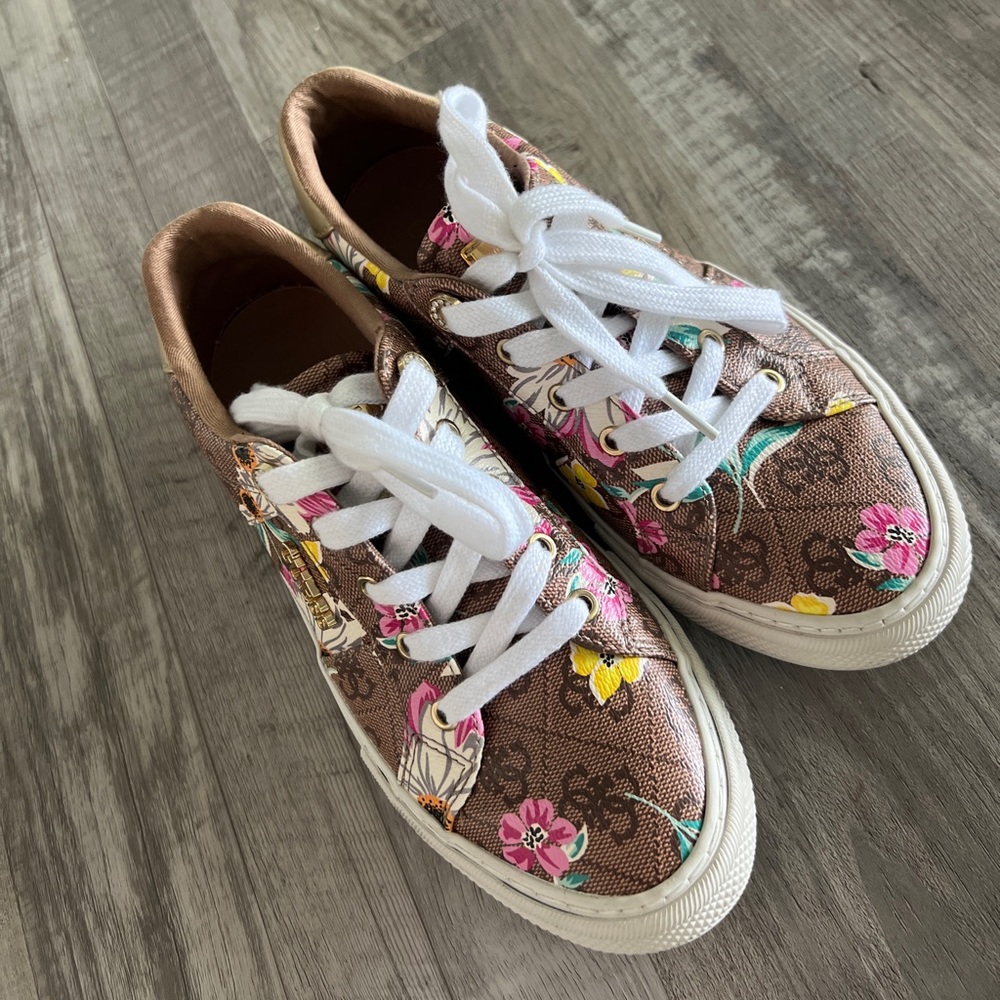 Guess shoes